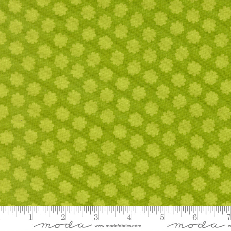 Elizabeth Hartman Scenery Puffball Lime Fabric