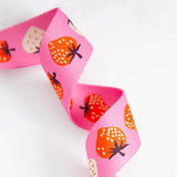 Strawberry Daisy 1.5" Webbing - 29"  REMNANT